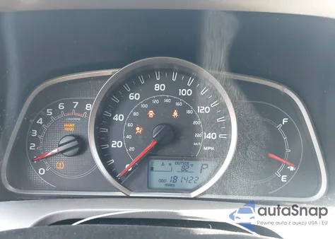 2015 Toyota Rav4 Le z USA, uszkodzony, nr VIN 2T3ZFREV8FW229707